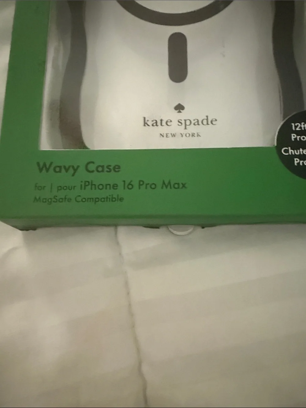kate spade White Wavy MagSafe iPhone 16 Pro Max Case